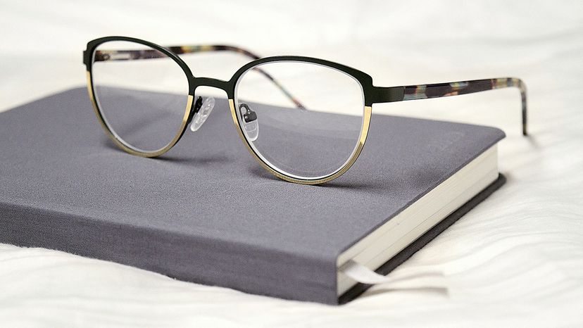 Progressive Lenses: The Complete Guide 2025