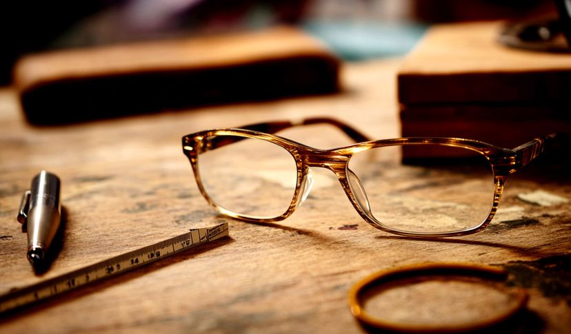 How to Measure Glasses Frame Size?