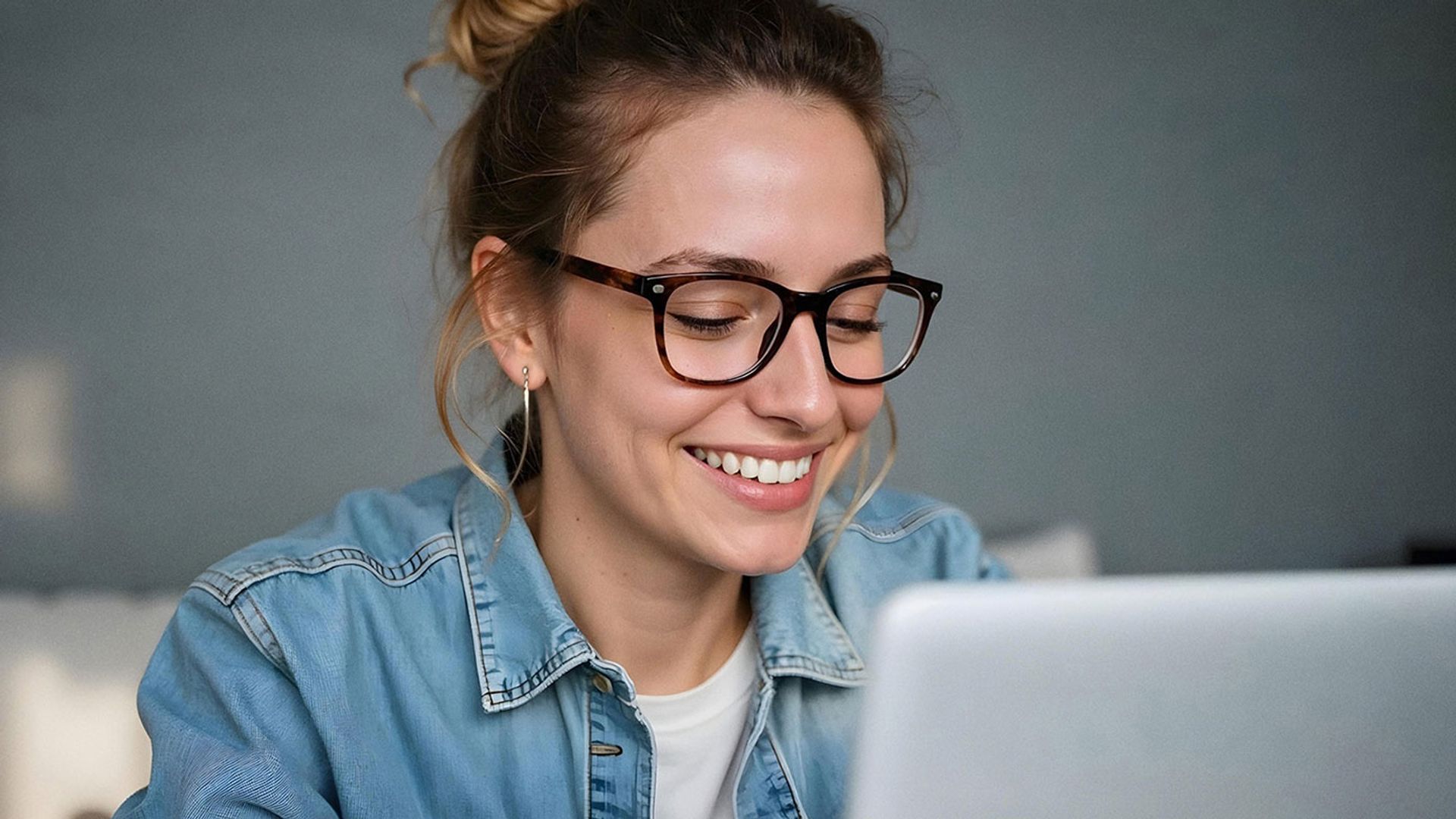 Choosing the Best Glasses for Computer Use: A Guide by ZEELOOL