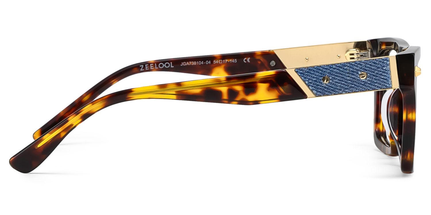 Trent Eyeglasses in Rectangle Tortoise Frame | ZEELOOL Canada4