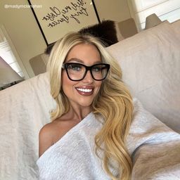 Julian Square Black Glasses6