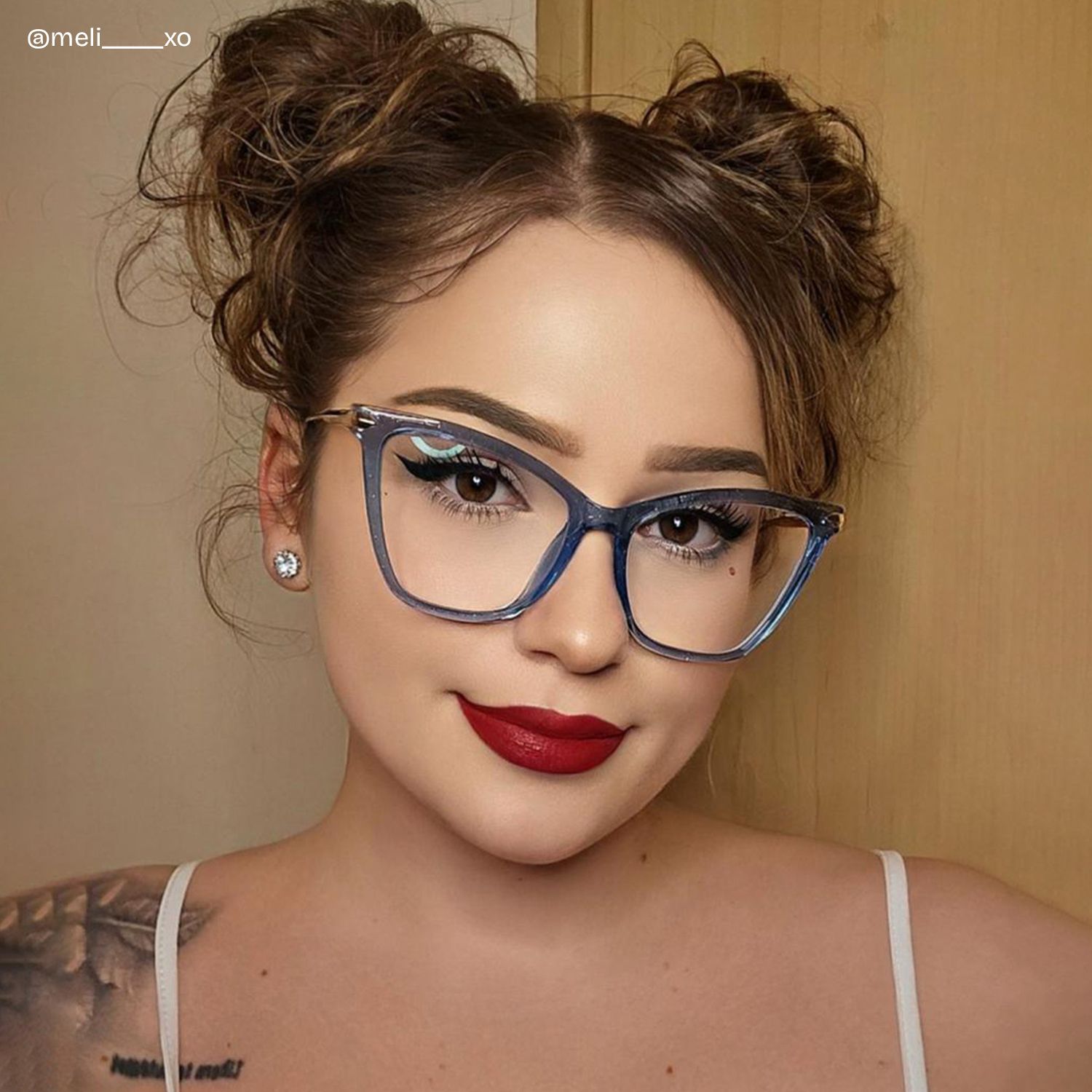Hilary Butterfly Blue Glasses | Zeelool Glasses5