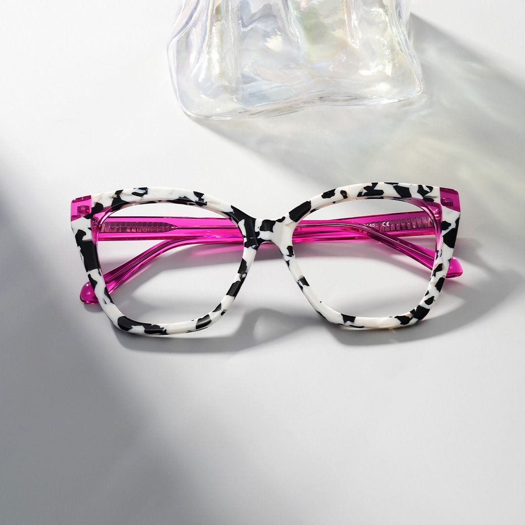 Kira Cow Frame Glasses with Butterfly Frame Online | ZEELOOL Canada0