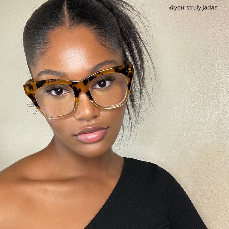 Tandy Rectangle Tortoise Two-Tone Eyeglasses | ZEELOOL Canada4