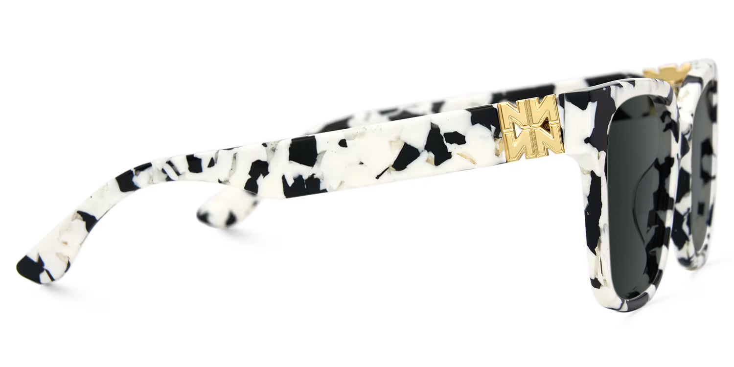 Kerri Wide Cow Print Sunglasses with Square Frames | ZEELOOL Canada2