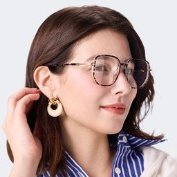 Joana Tortoise Geometric Glasses7