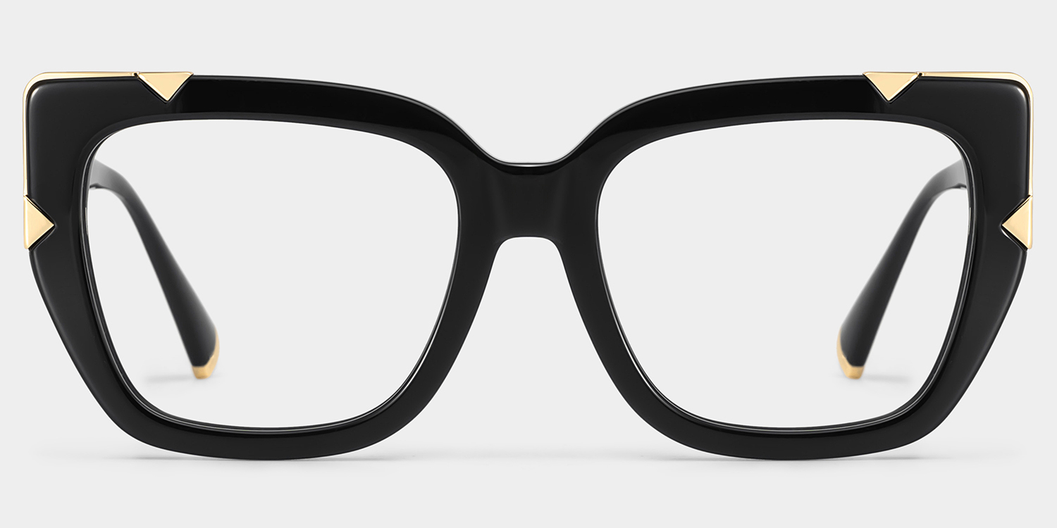 Refined black cat-eyes with a timeless elegance.1