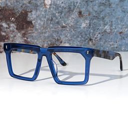 Moreland Rectangle Blue Glasses4