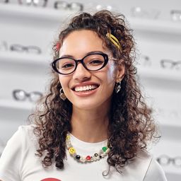 Blaire Oval Black Glasses9