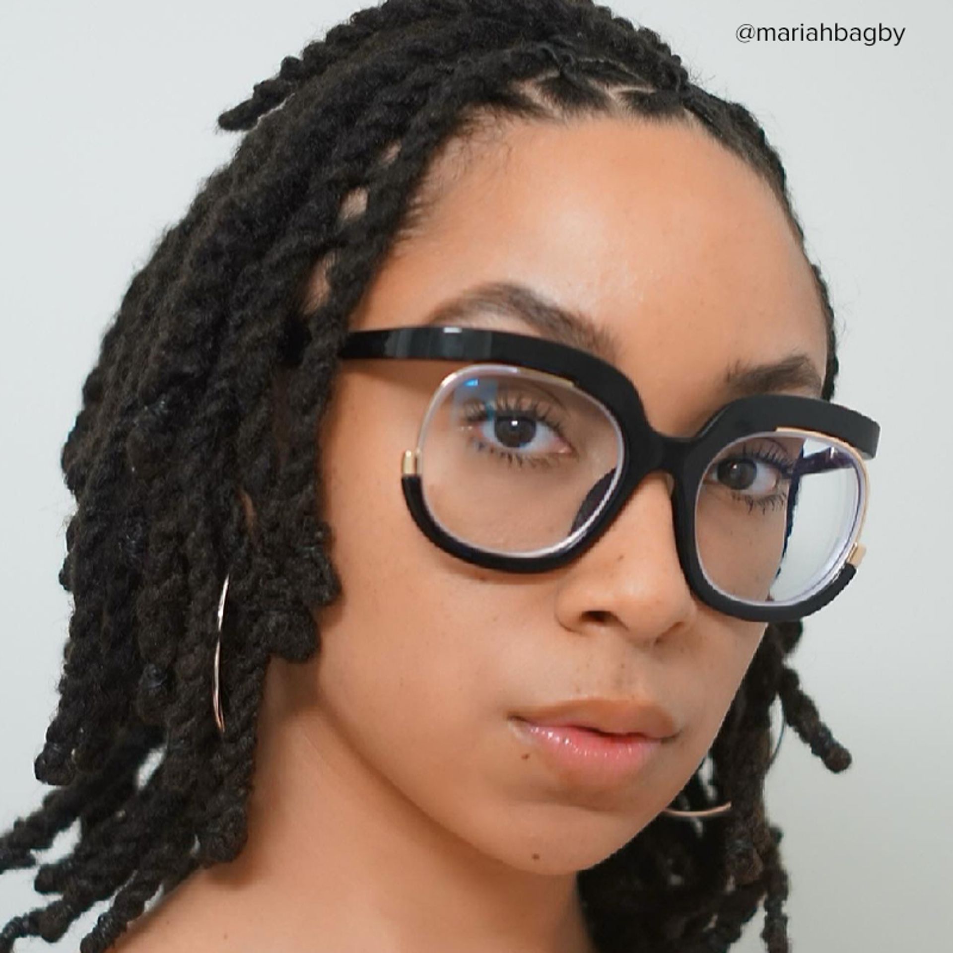 Darice Thick Round Black Frame Glasses | ZEELOOL Canada10