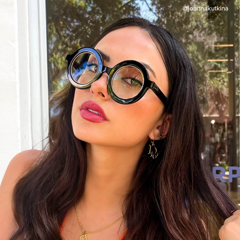 Calhoun Round Black Frame Glasses for Women and Men5