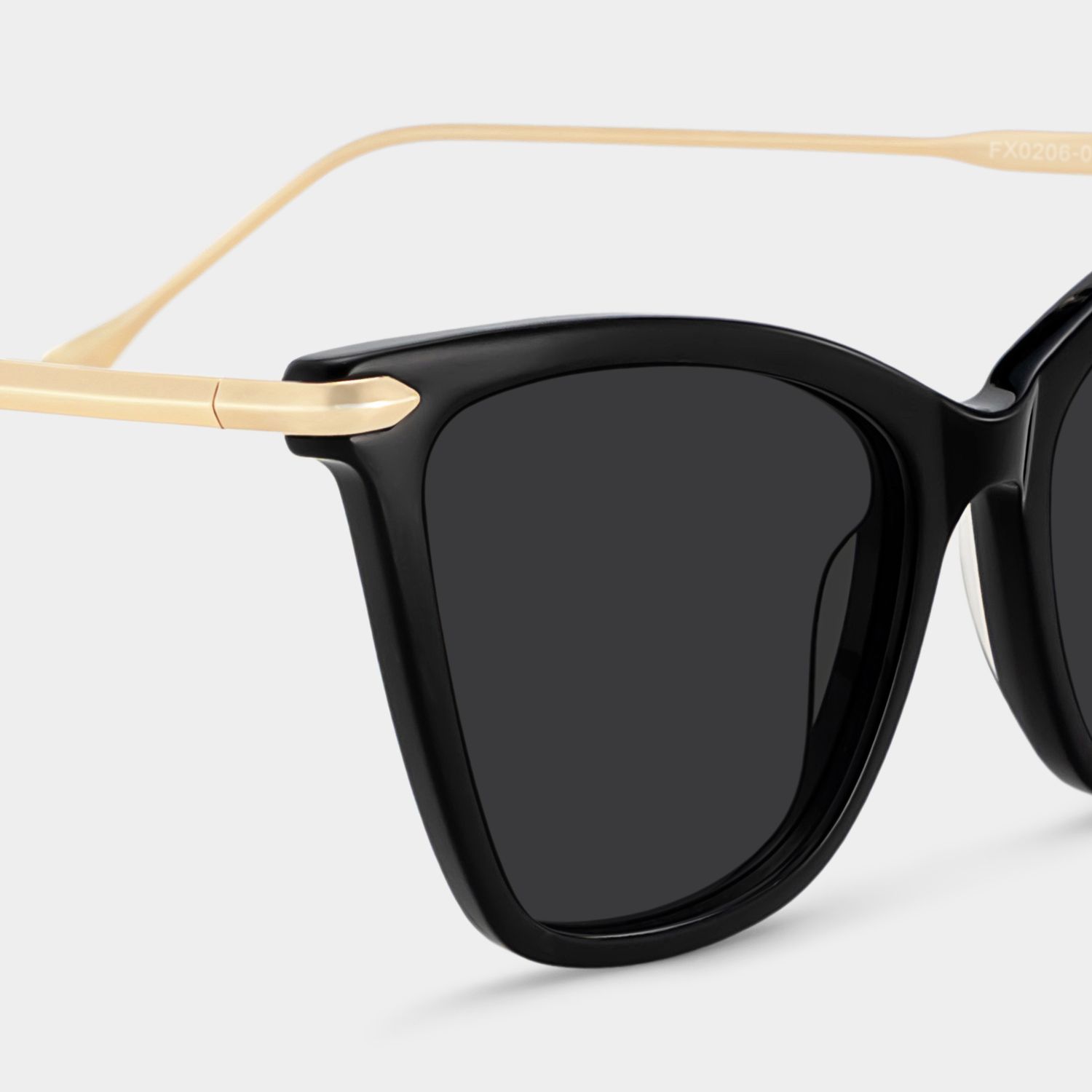 Hilary Black Butterfly Sunglasses to Frame Your Face | ZEELOOL CA4