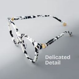 Miles Cow Square Glasses1