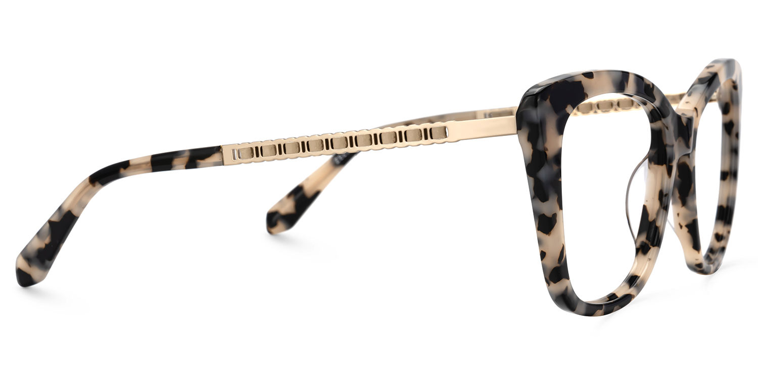Deangela Cateye Tortoise Glasses3