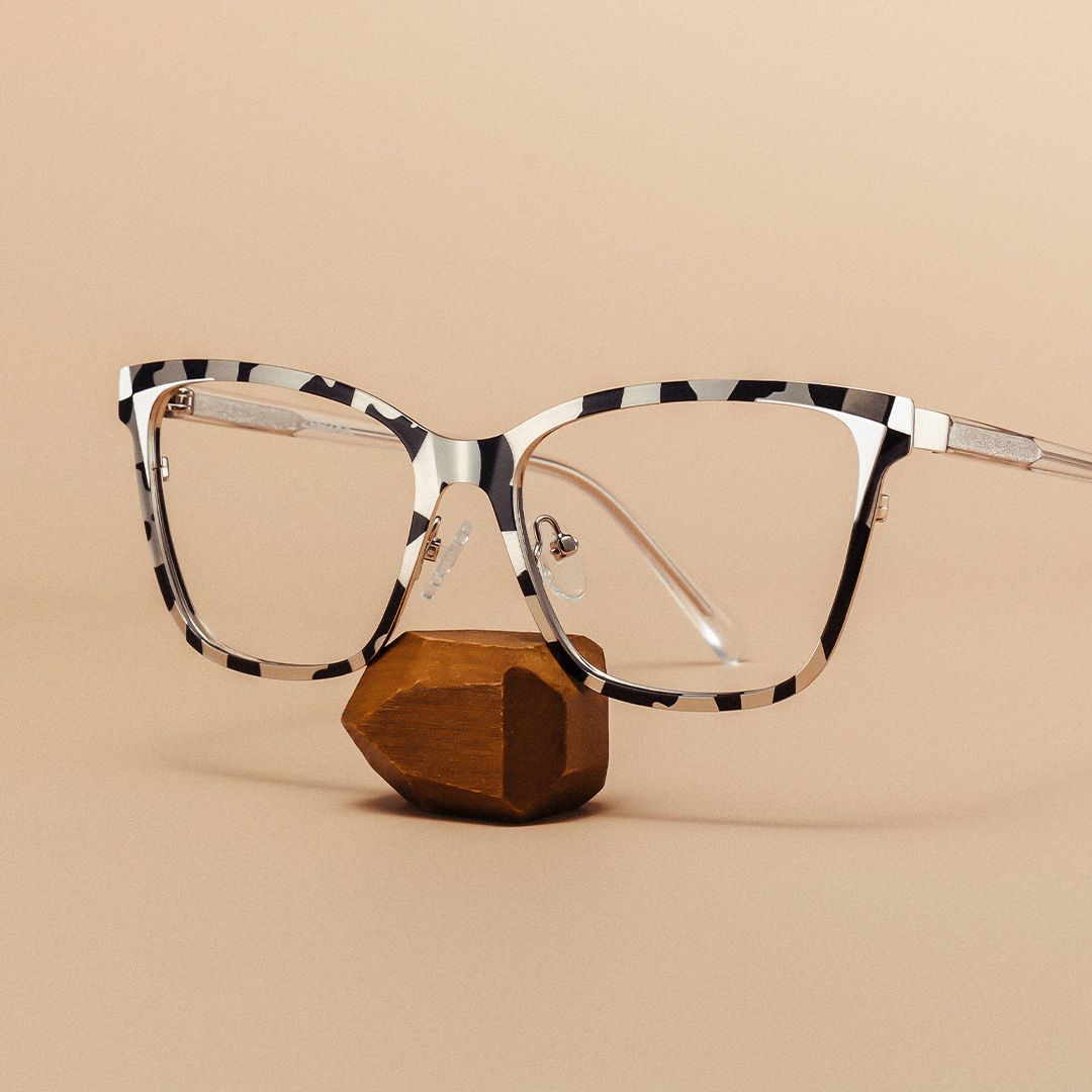 Elise Tortoise Frame Glasses with Rectangle Frame Online | ZEELOOL Canada0