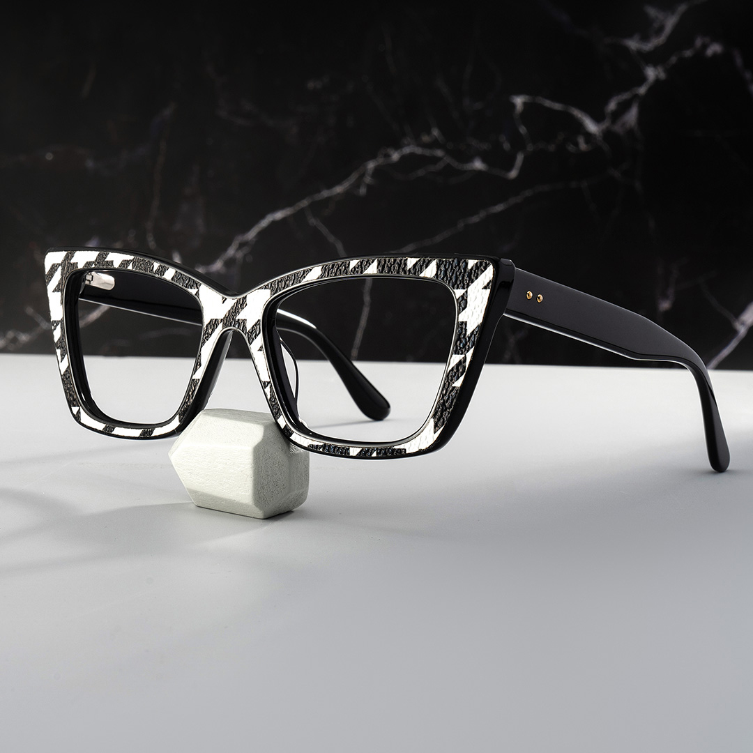 Black White Frame Glasses - Mcnatt on Sale | ZEELOOL Canada1