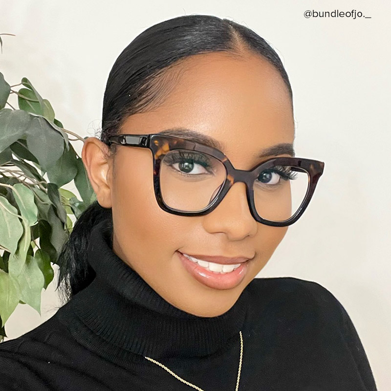 Meka Square Two-Tone Glasses | ZEELOOL Canada5