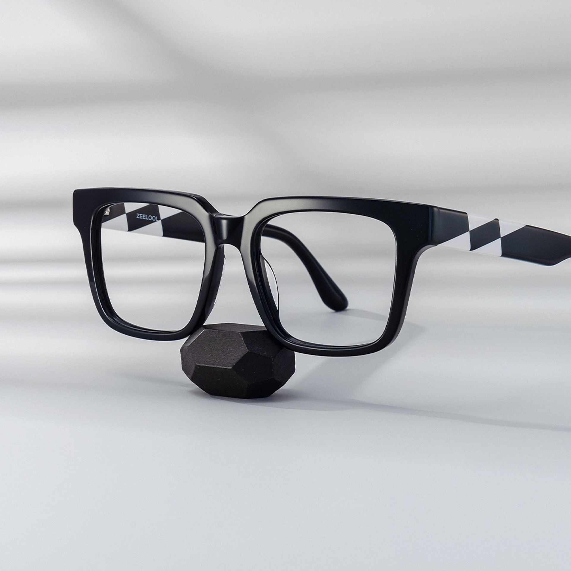 Harriet Square Black Frame Eyeglasses for Man| ZEELOOL Canada0