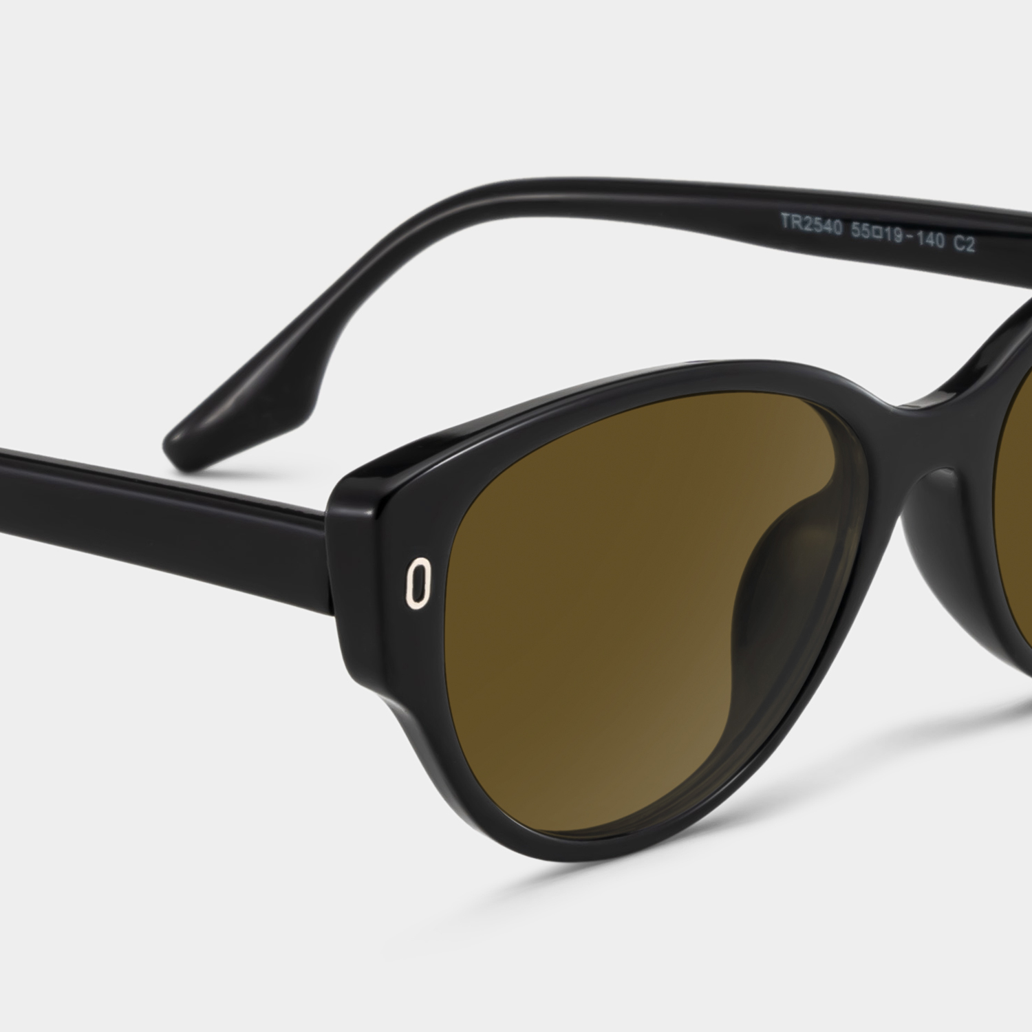 Livia black Frame Polarized Sunglasses with cat-eye Style Online | ZEELOOL Canada4