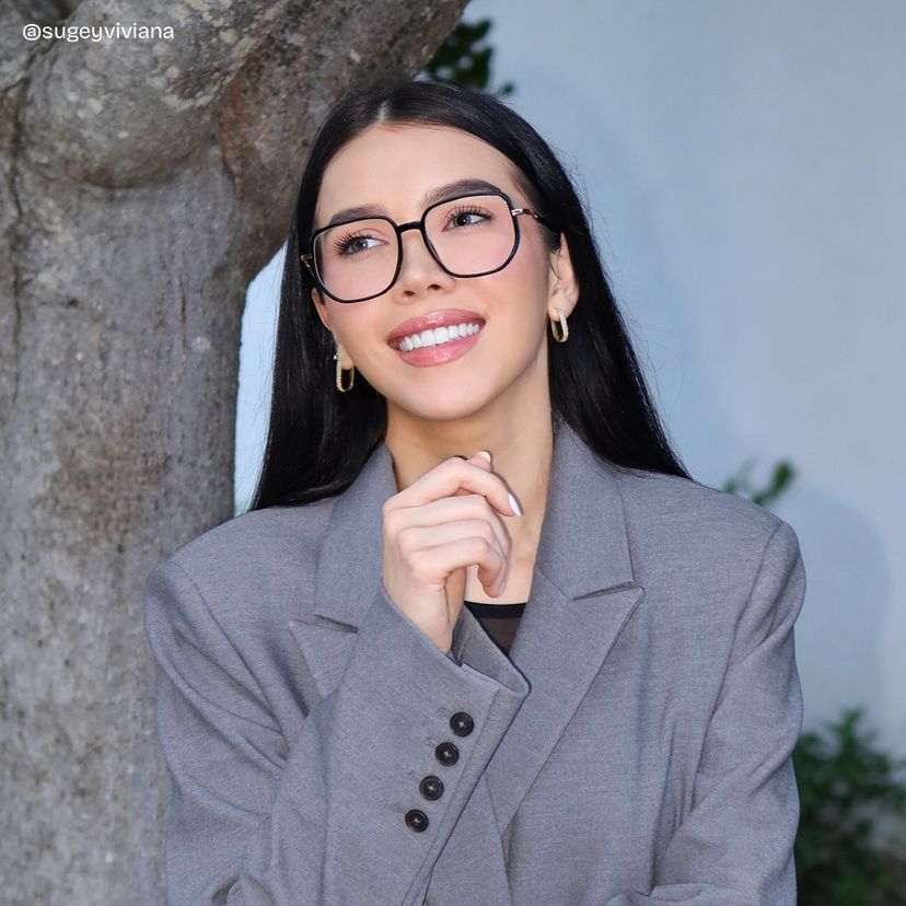 Joana Geometric Black Glasses
