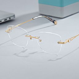 Seth Rectangle Gold Glasses1