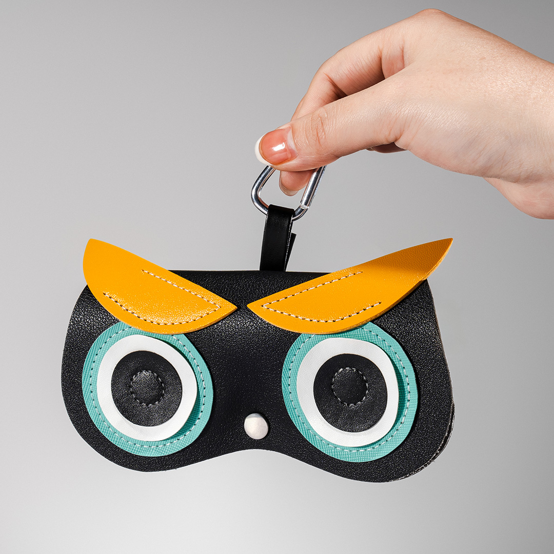 Black Yellow Owl Shape Eyeglasses Bag With Hook1