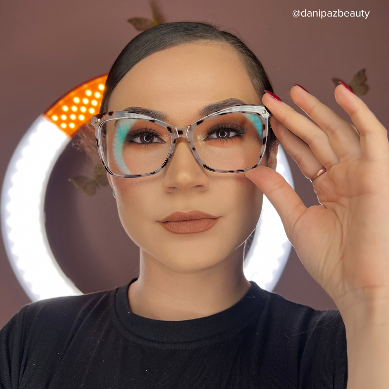 Isaebella Butterfly Tortoise Frame Glasses | ZEELOOL Canada4