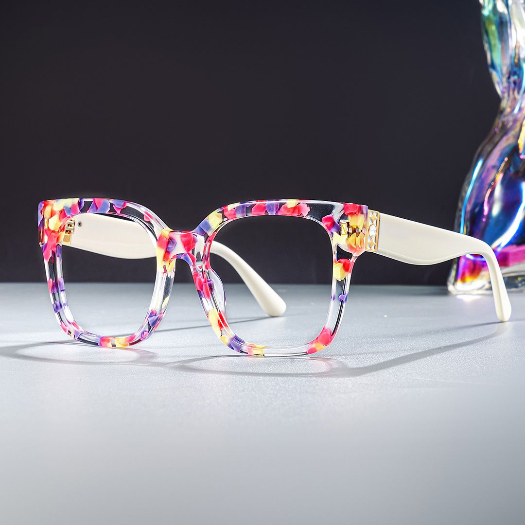 Designer Scicluna Glasses in Full-frame With White Temples0