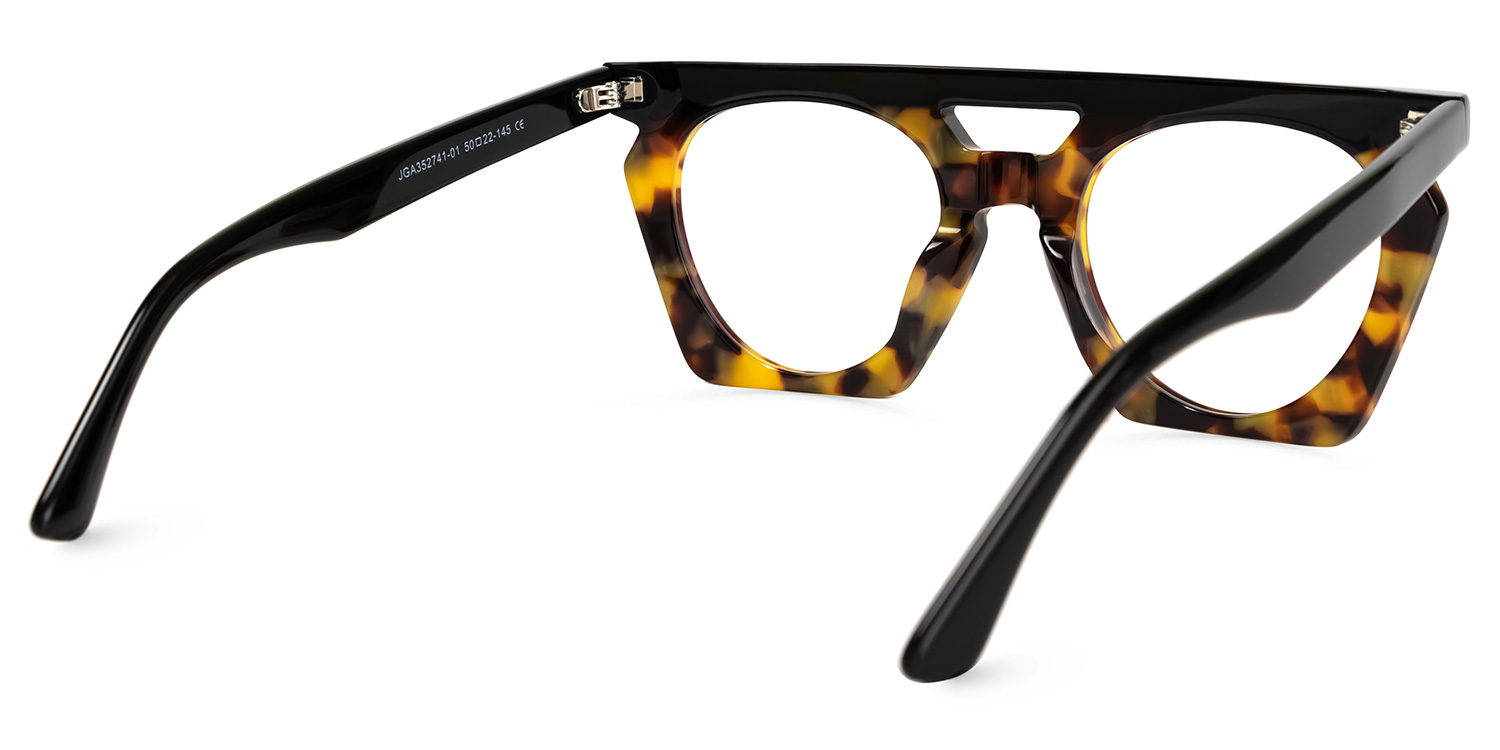 Machado Aviator Two-Tone Glasses3