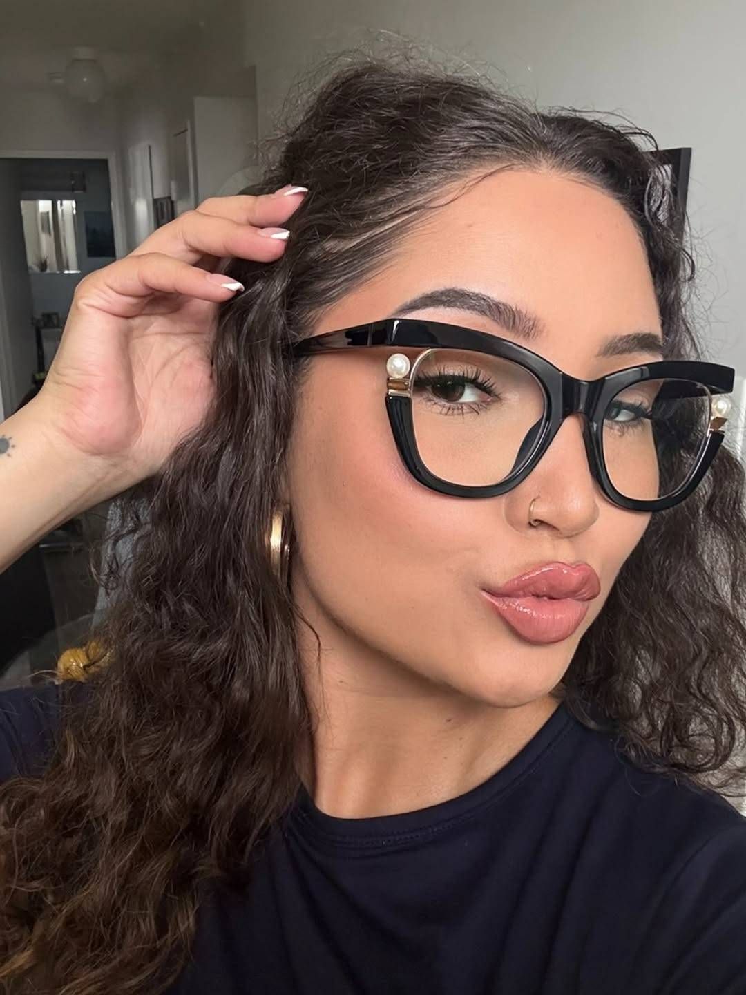 Pearl - Cat Eye Glasses with Pearls12