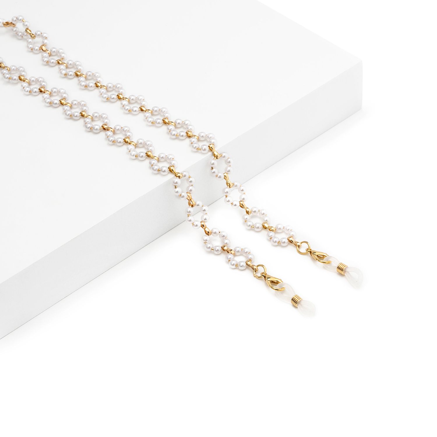 Fashion White Flower Eyeglasses Chains Accessories on Zeelool0