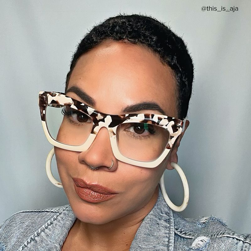 Benitez Square Two-Tone Frame and Pescription Glasses5