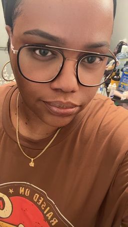 I love my transitions! They’re the perfect size for my face, and the q0