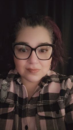 love the color it changes in the sun!0