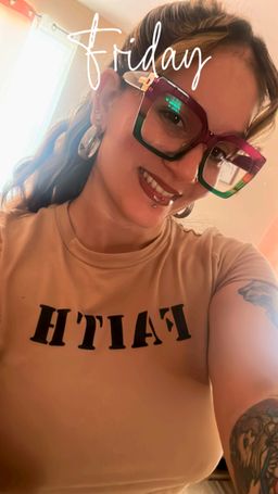 Zeelool has never disappointed me. I love every pair of glasses I’ve b0