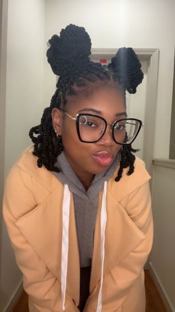 My ole faithful pair! I love these cute and sophisticated!1