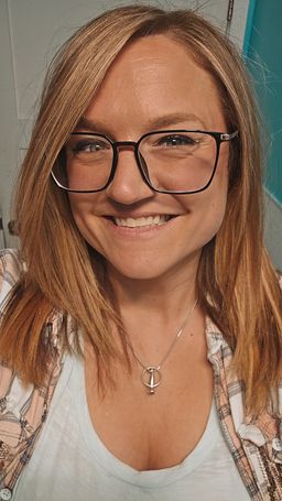 my favorite simple black pair.1