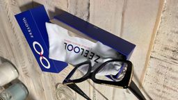 I love my glasses the quality 5 stars the price the size everything an0