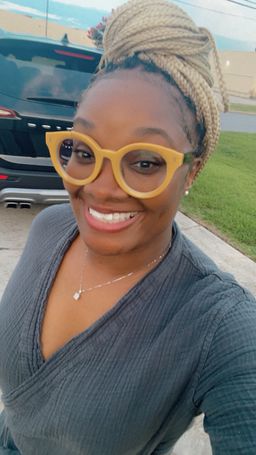 the frames are sturdy durable and the splash of yellow in the front th1