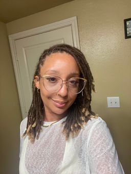 love these but the nose pads fell off after awhile0