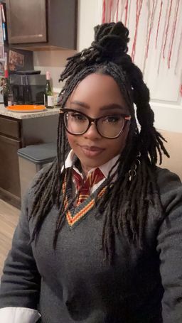 love the stones in the legs and size of the lenses!0