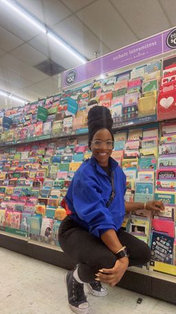 Quality : Very light weight and stands out on my face. first clear pai0