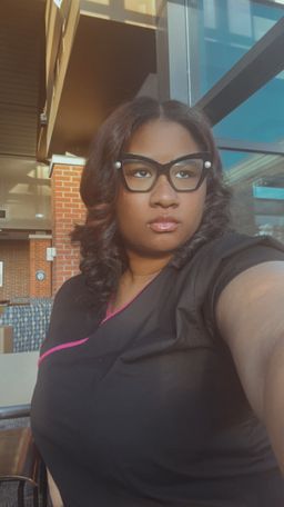 Quality : they are VERYYY sturdy (I’m very clumsy lol)
Size : they fit3