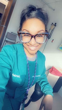 Everyone loves my glasses.  I had these frames for 3 years and I recen1