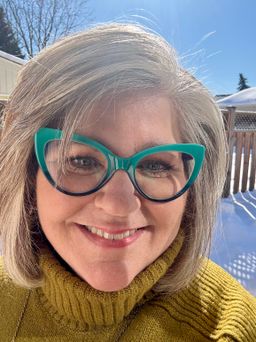 These just may be my favourite pair yet!  So so cute. GREAT colour.0