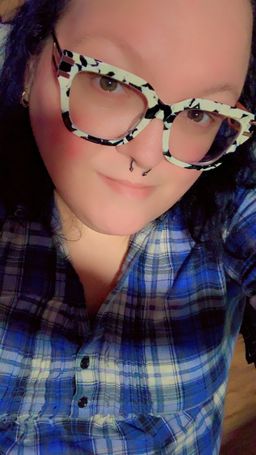 These glasses are so cute! And I was excited when I found cow print fr0