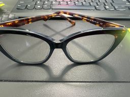 I was so excited when I received my glasses! It took me weeks to choos2