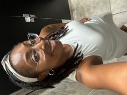 Prescription: Good!
Price: Very affordable 
Nice simple pair of silver1