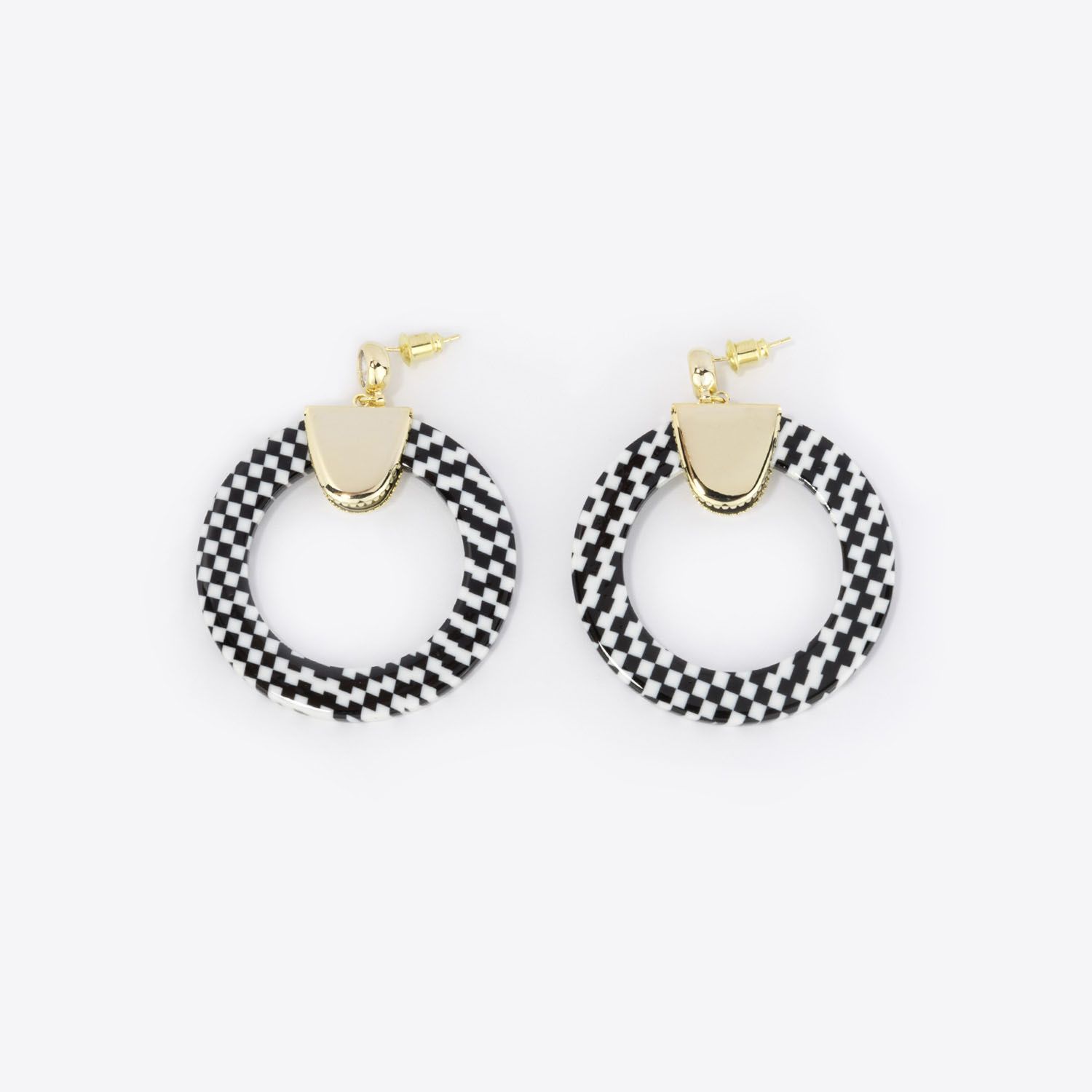 Stylish Round Black-White Earrings | ZEELOOL Canada1