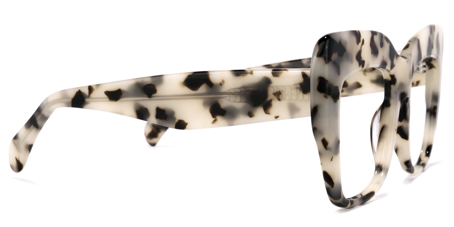 Charmaine Cat Eye Light-Tortoise Glasses | ZEELOOL Canada3